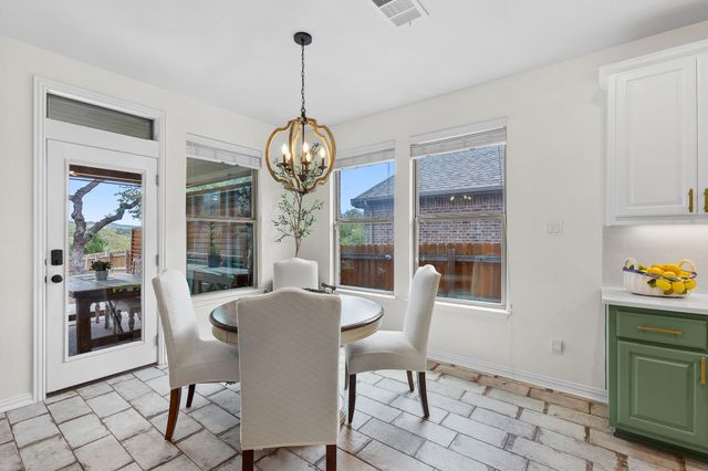 7613 Turnback Ledge TRL, Lago Vista, TX 78645