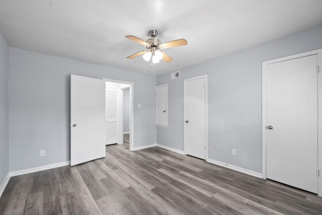 3802 E Nasa Road, Seabrook, TX 77586