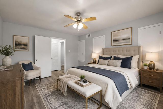3802 E Nasa Road, Seabrook, TX 77586