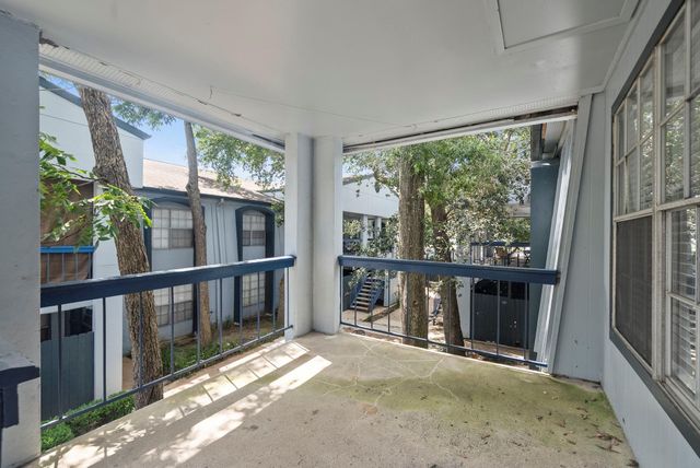 3802 E Nasa Road, Seabrook, TX 77586