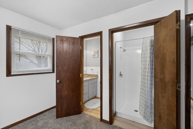 1155 N Oliver Rd, Belle Plaine, KS 67013