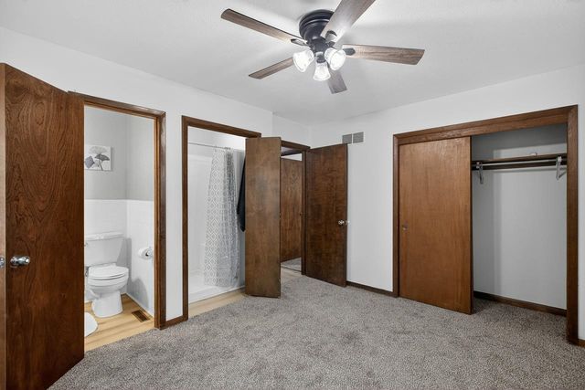 1155 N Oliver Rd, Belle Plaine, KS 67013