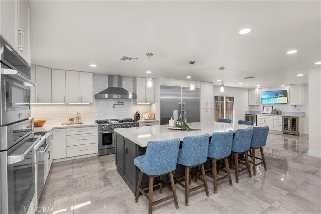 17130 Courtney, Huntington Beach, CA 92649 — exterior