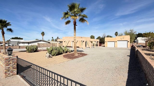 12748 E 34 Pl, Yuma, AZ 85367