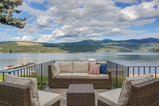 819 S Liberty Dr, Liberty Lake, WA 99019