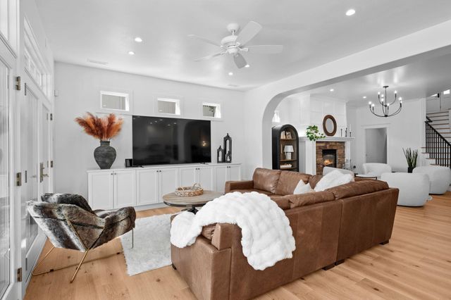 819 S Liberty Dr, Liberty Lake, WA 99019