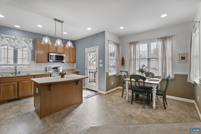 63 VILLA AVE, Zion Crossroads, VA 22942