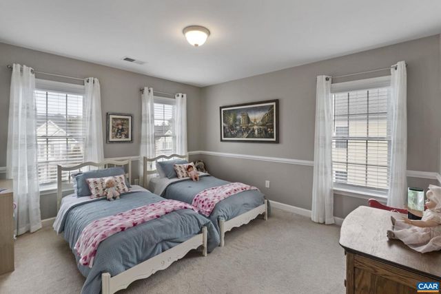 63 VILLA AVE, Zion Crossroads, VA 22942