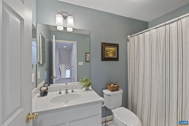 63 VILLA AVE, Zion Crossroads, VA 22942