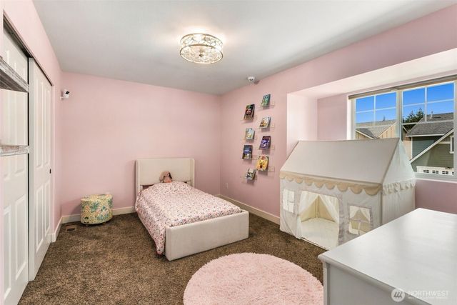 238 NE Tronson Circle, Bremerton, WA 98311