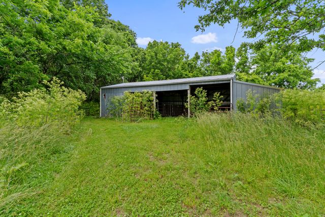 5263 North Crestwood Drive, Springfield, MO 65803