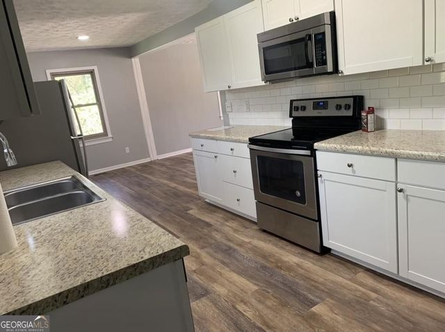 19 Oak Hill Drive, Winder, GA 30680