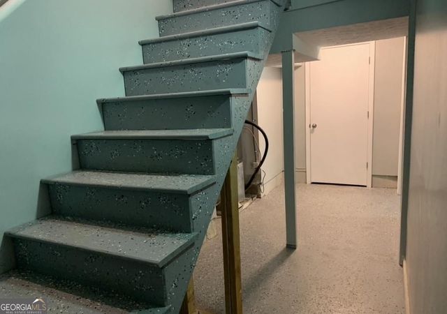 19 Oak Hill Drive, Winder, GA 30680