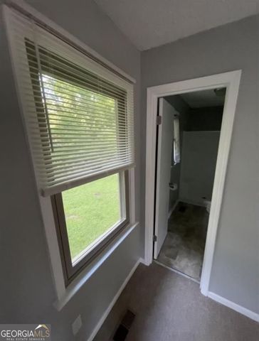 19 Oak Hill Drive, Winder, GA 30680