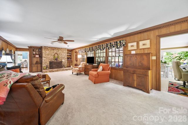 2925 Grampian Drive, Gastonia, NC 28054