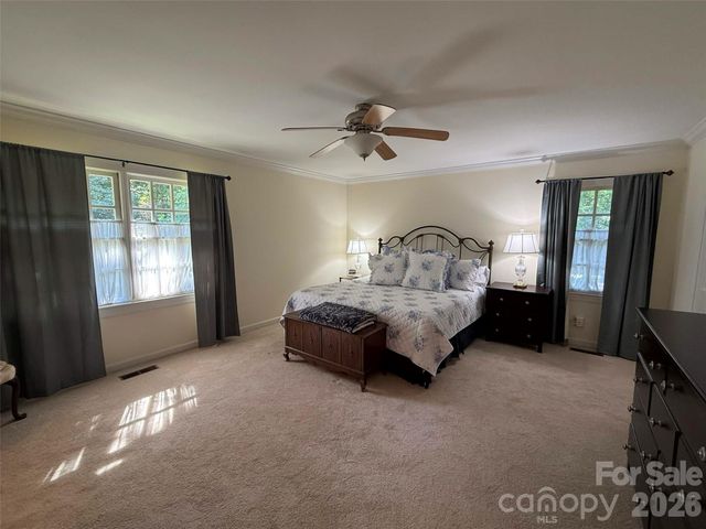 2925 Grampian Drive, Gastonia, NC 28054