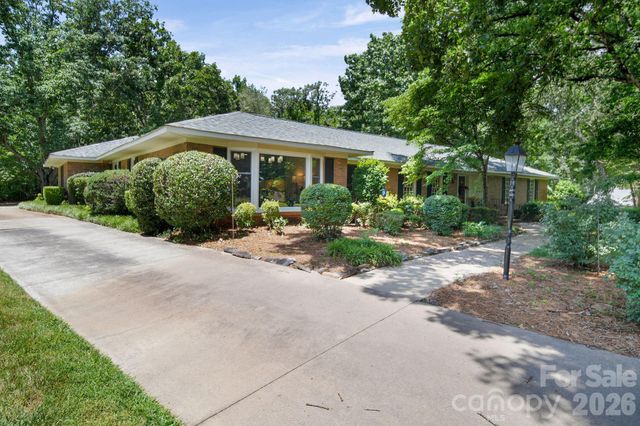 2925 Grampian Drive, Gastonia, NC 28054