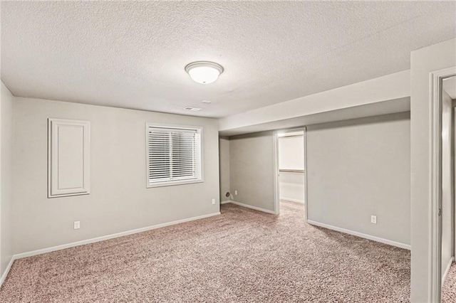 104 SW Shores Drive, Lee's Summit, MO 64064