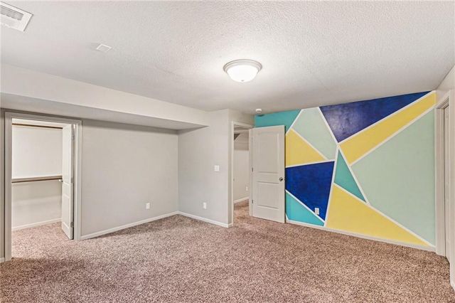 104 SW Shores Drive, Lee's Summit, MO 64064