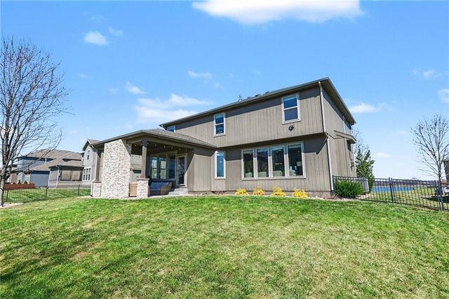 104 SW Shores Drive, Lee's Summit, MO 64064