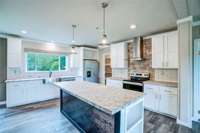 135 Lelon Lane, Springtown, TX 76082