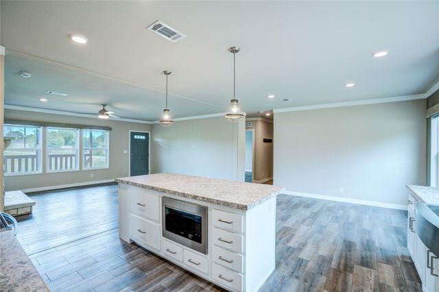 135 Lelon Lane, Springtown, TX 76082