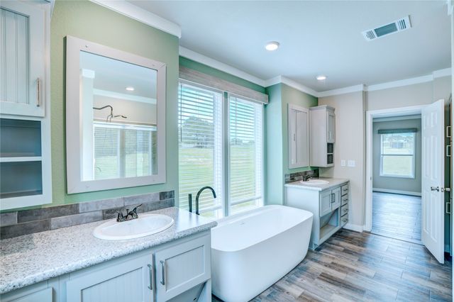 135 Lelon Lane, Springtown, TX 76082