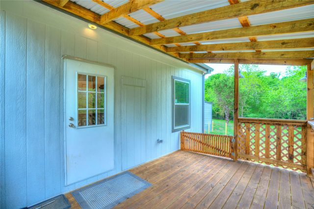 135 Lelon Lane, Springtown, TX 76082