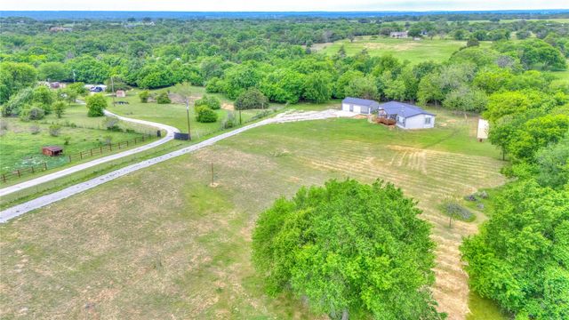135 Lelon Lane, Springtown, TX 76082