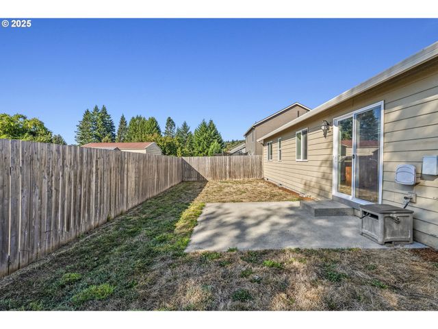 202 WYATT Dr, Kelso, WA 98626