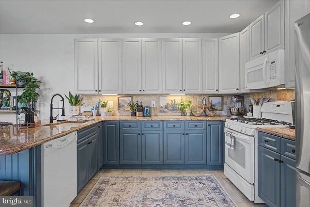 1806 DELAWARE AVE, Wilmington, DE 19806