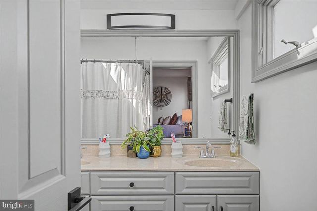 1806 DELAWARE AVE, Wilmington, DE 19806