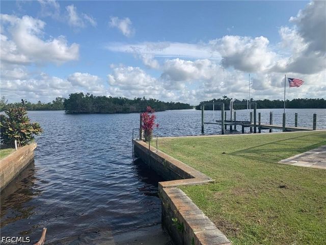 4919 E Riverside DR, Fort Myers, FL 33905