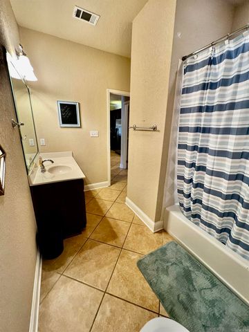 451 Lakeland Dr Apt G4, Hot Springs, AR 71913