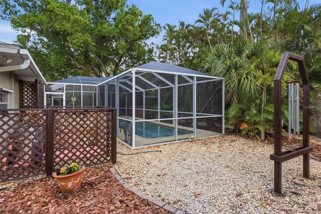 521 W OLYMPIA AVENUE, Punta Gorda, FL 33950