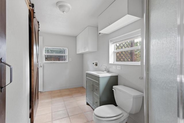 521 W OLYMPIA AVENUE, Punta Gorda, FL 33950