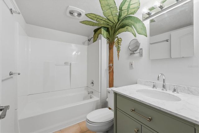 521 W OLYMPIA AVENUE, Punta Gorda, FL 33950