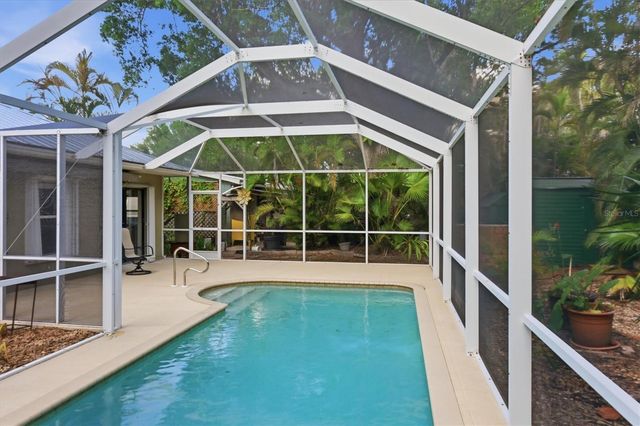 521 W OLYMPIA AVENUE, Punta Gorda, FL 33950