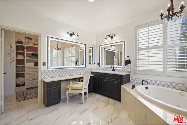 23871 Rio Ranch Way, Valencia, CA 91354