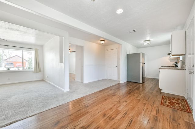 332 N 7th Street, La Porte, TX 77571