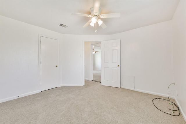 332 N 7th Street, La Porte, TX 77571