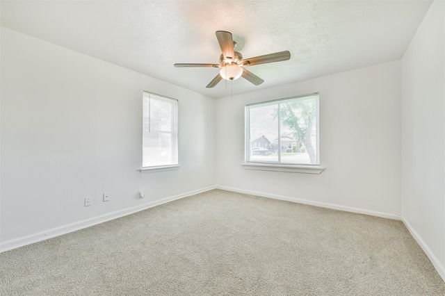 332 N 7th Street, La Porte, TX 77571