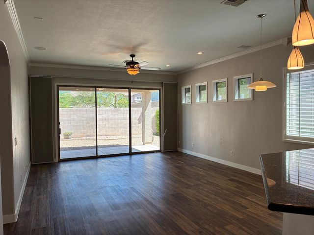 10454 W Foothill Drive, Peoria, AZ 85383