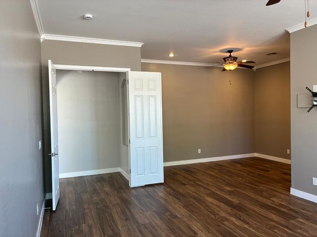 10454 W Foothill Drive, Peoria, AZ 85383