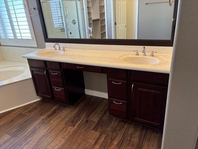 10454 W Foothill Drive, Peoria, AZ 85383