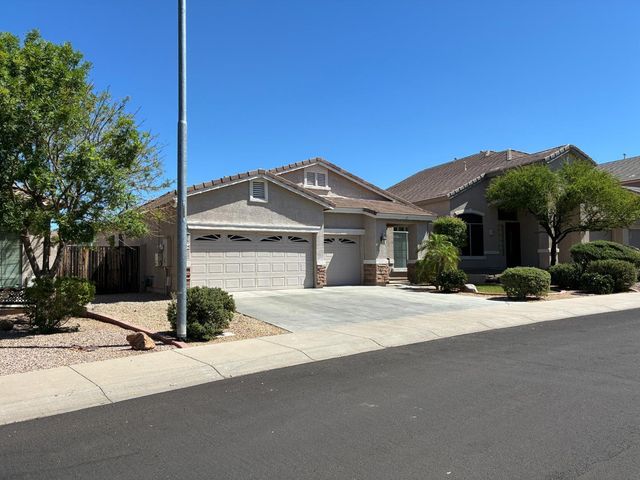 10454 W Foothill Drive, Peoria, AZ 85383