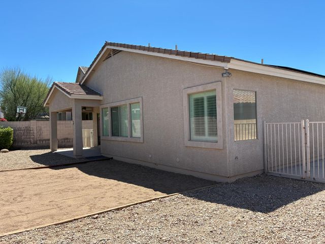 10454 W Foothill Drive, Peoria, AZ 85383