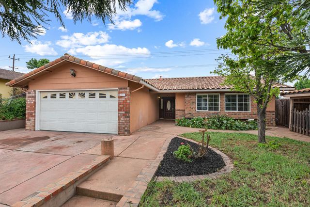 3932 Galbrath Dr, North Highlands, CA 95660