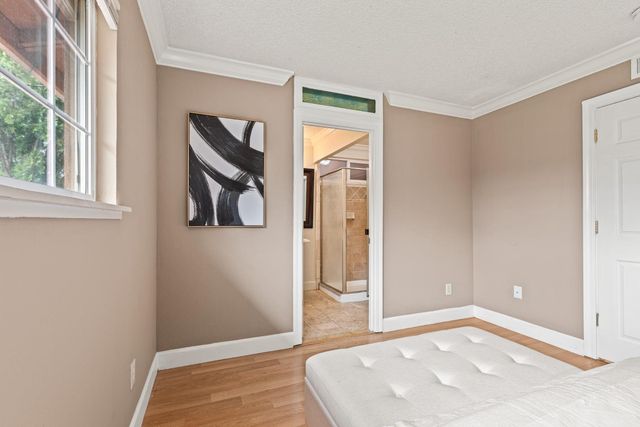 3932 Galbrath Dr, North Highlands, CA 95660