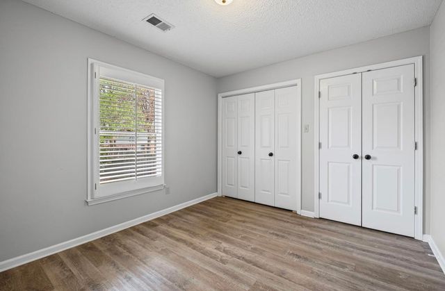 230 W POWELL RD W, Collierville, TN 38017